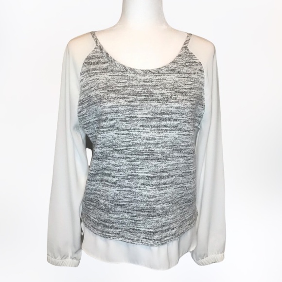 Calvin Klein Top- Size: S - Black and White - Picture 16 of 16